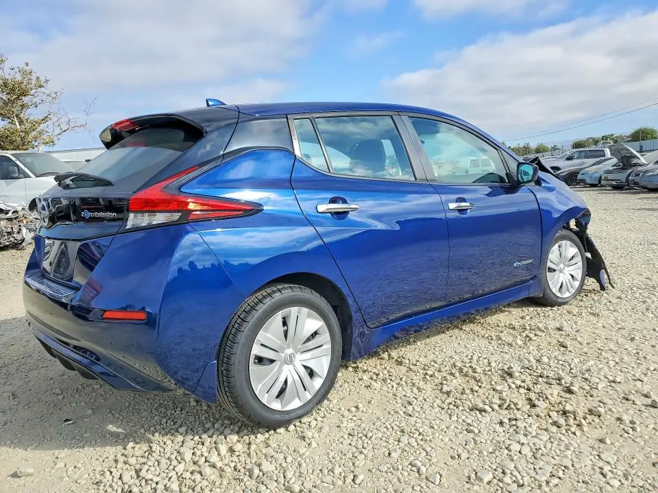 2018 NISSAN LEAF S  