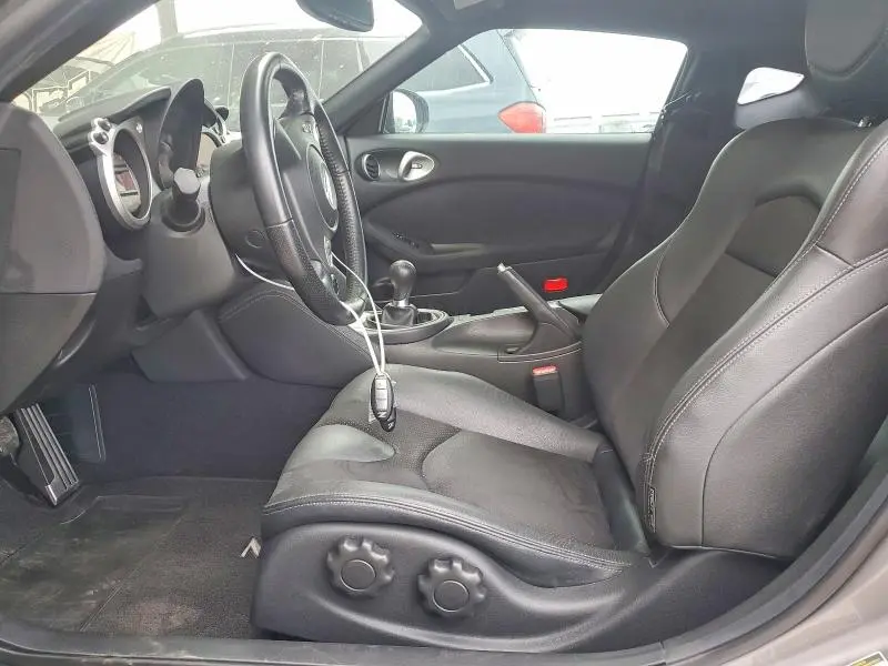 2010 NISSAN 370Z BASE  