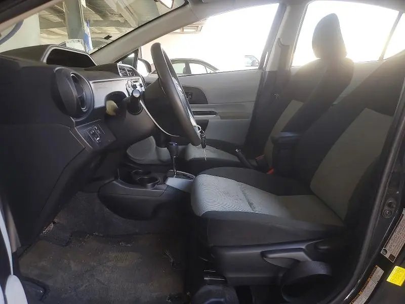 2014 TOYOTA PRIUS C TWO  