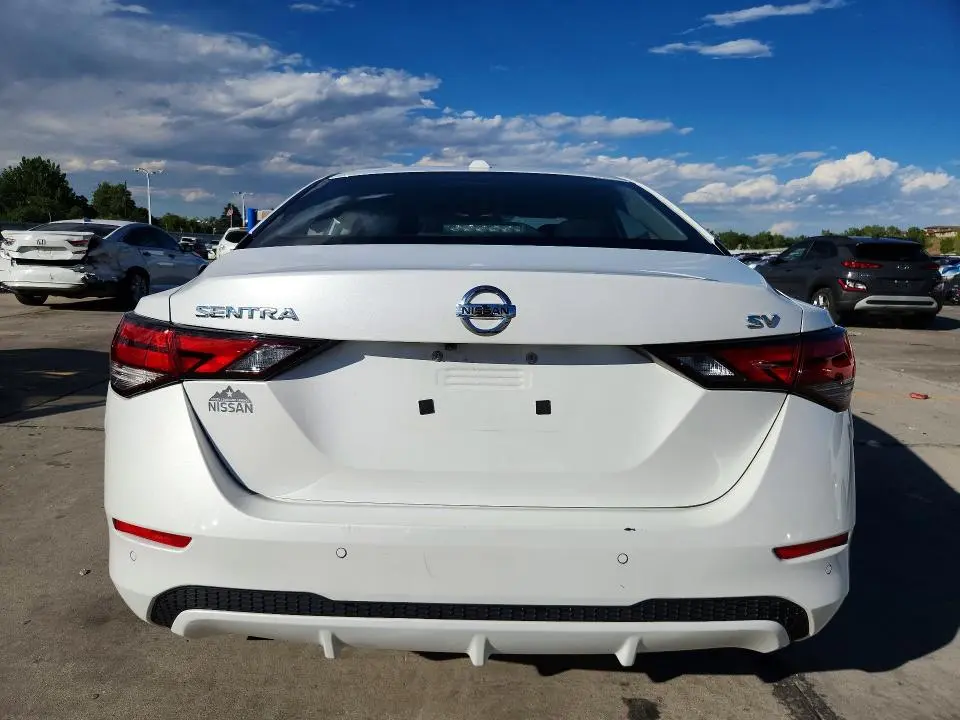 2023 NISSAN SENTRA SV  