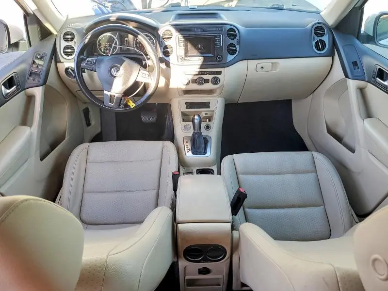 2016 VOLKSWAGEN TIGUAN S  