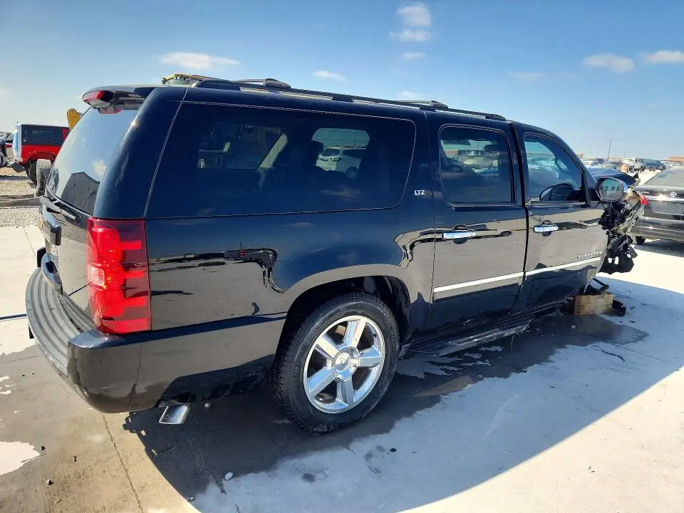 2013 CHEVROLET SUBURBAN C1500 LTZ  