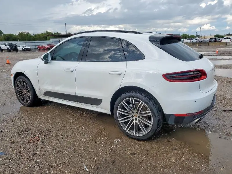 2015 PORSCHE MACAN S  