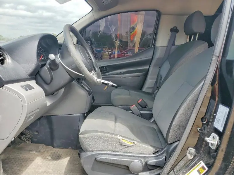 2015 NISSAN NV200 S  