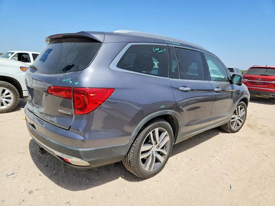 2018 HONDA PILOT TOURING  