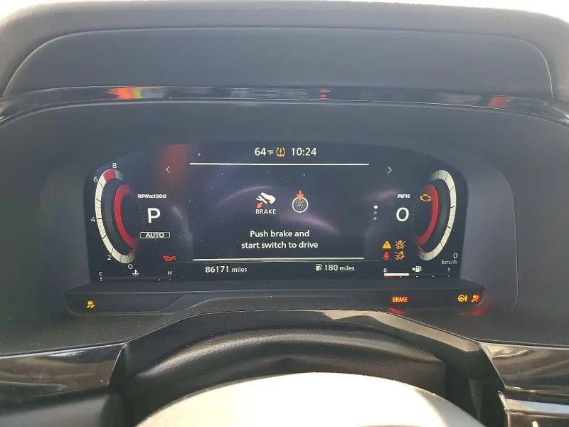 2024 NISSAN PATHFINDER PLATINUM  