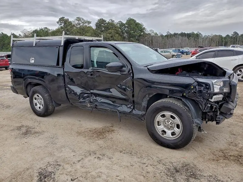 2024 NISSAN FRONTIER S  