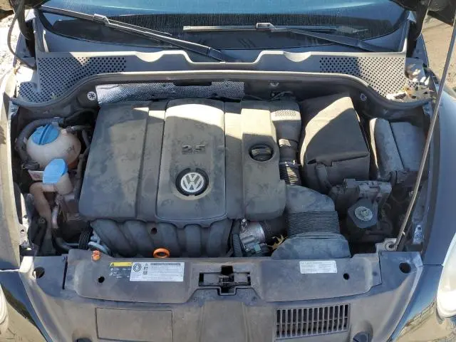 2013 VOLKSWAGEN BEETLE   