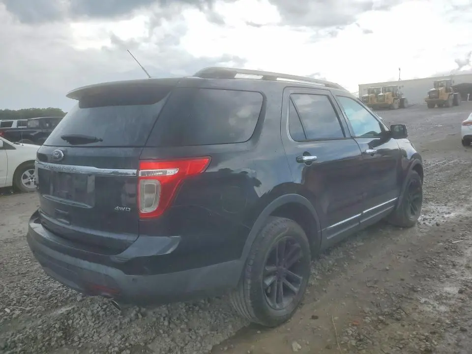 2011 FORD EXPLORER XLT  