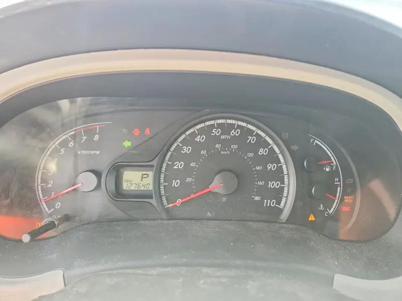 2012 TOYOTA SIENNA LE  