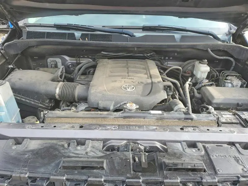 2020 TOYOTA TUNDRA CREWMAX SR5  