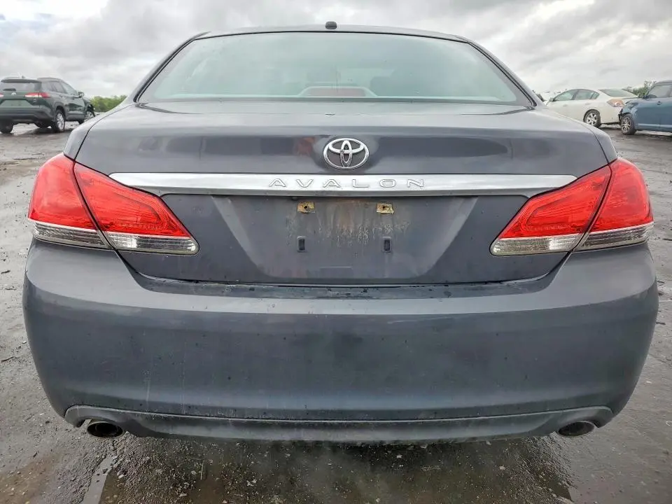2011 TOYOTA AVALON LIMITED  