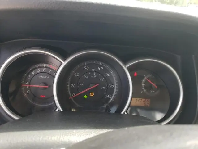 2011 NISSAN VERSA S  