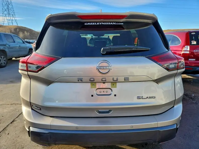 2025 NISSAN ROGUE SL  