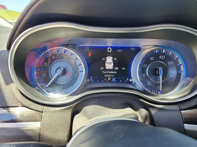 2015 CHRYSLER 300 LIMITED  