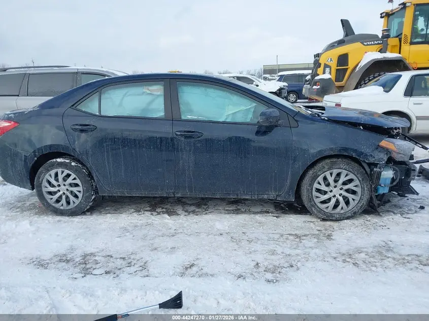 2019 TOYOTA COROLLA LE