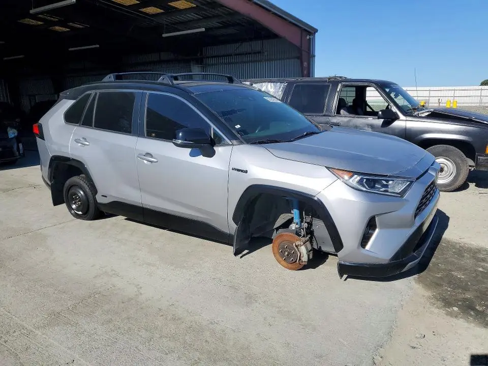 2019 TOYOTA RAV4 XSE  