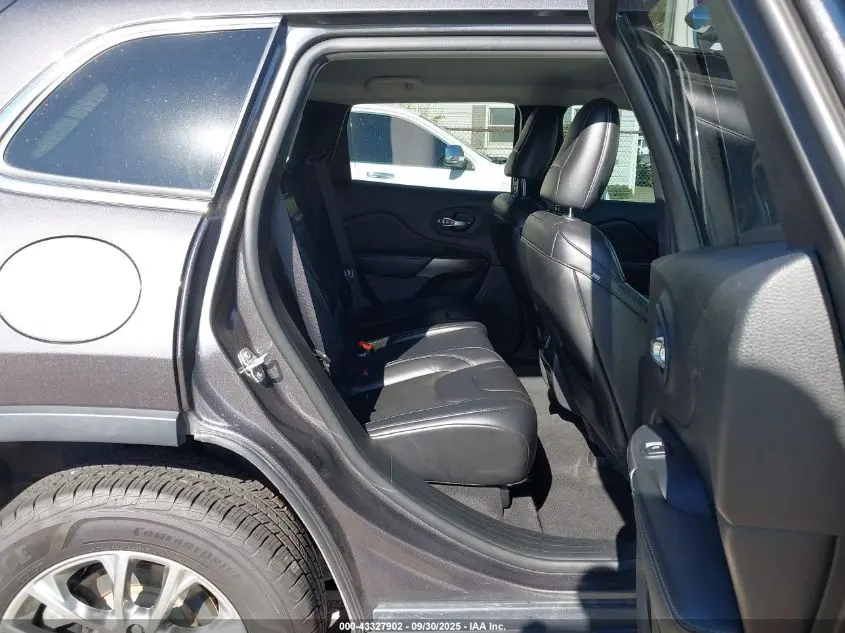 2019 JEEP CHEROKEE LATITUDE PLUS 4X4