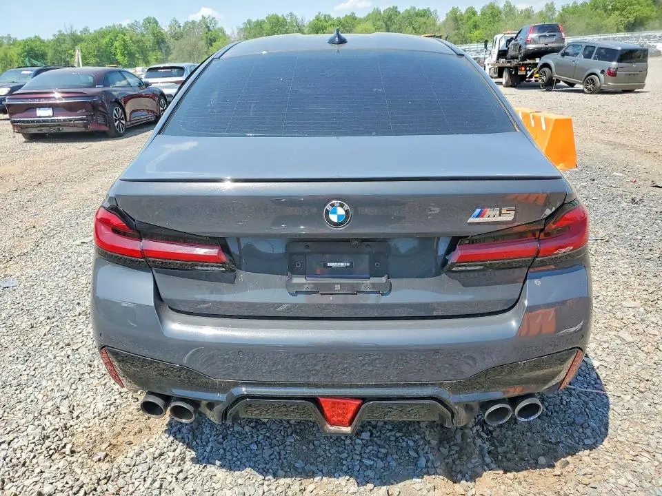 2022 BMW M5   