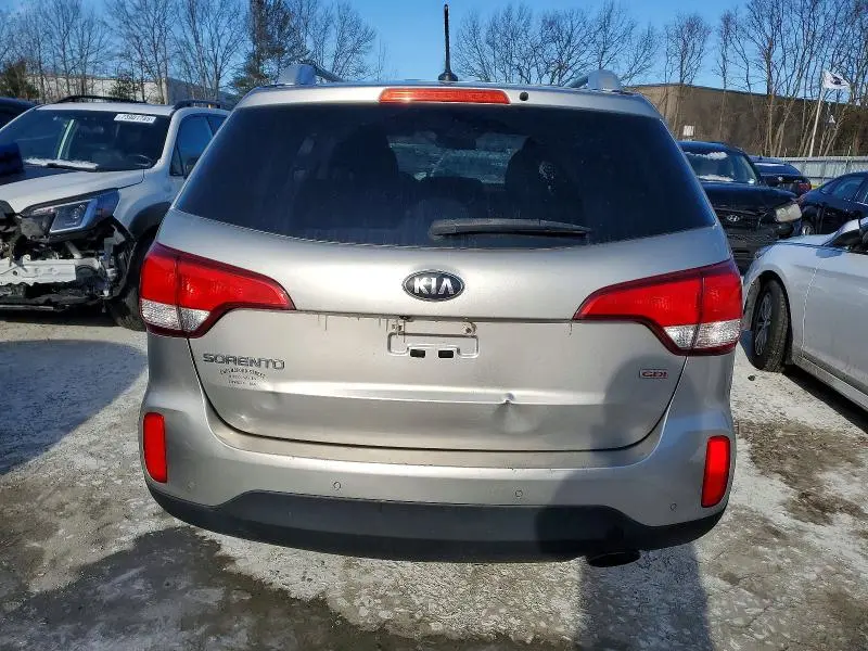 2015 KIA SORENTO   