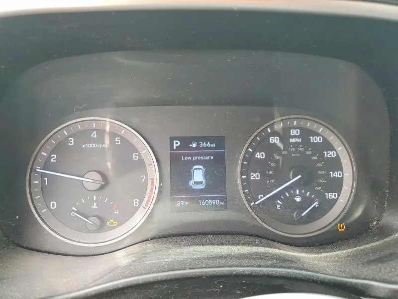 2019 HYUNDAI TUCSON SE  
