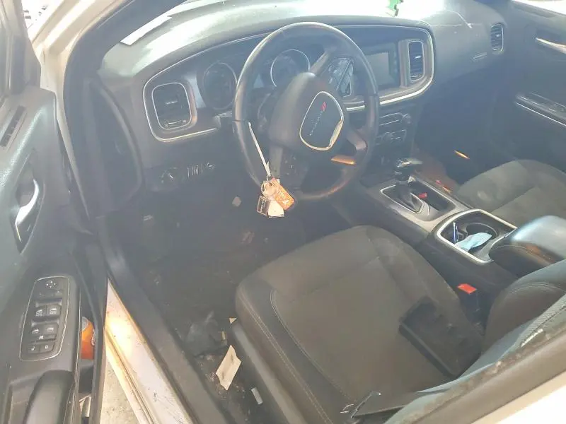2015 DODGE CHARGER SE  