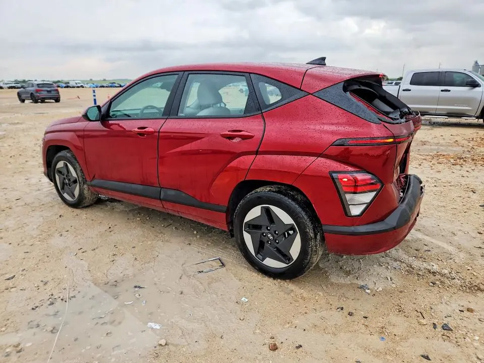 2025 HYUNDAI KONA SE  