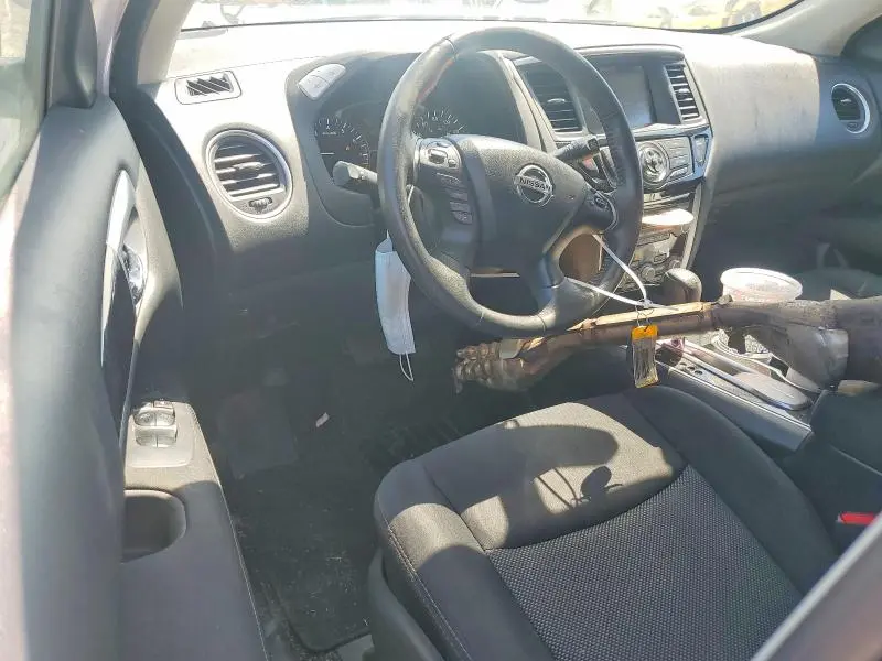 2017 NISSAN PATHFINDER SV  