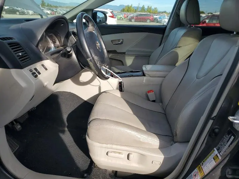 2010 TOYOTA VENZA AWD V6  
