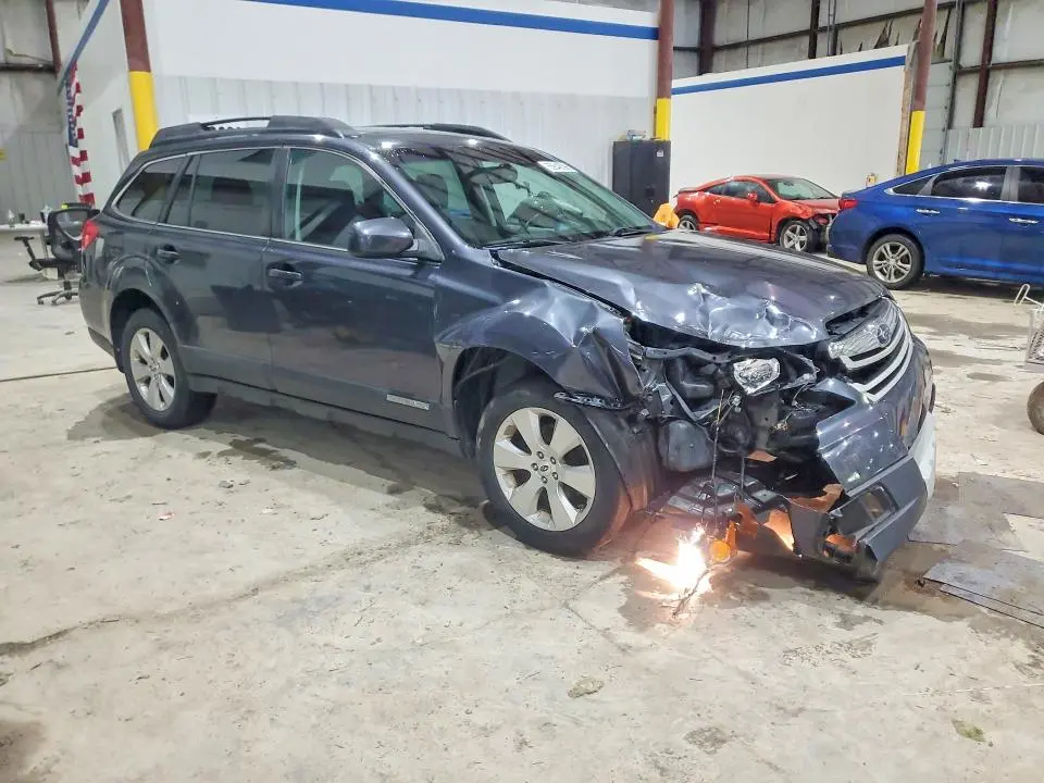 2011 SUBARU OUTBACK 2.5I LIMITED  