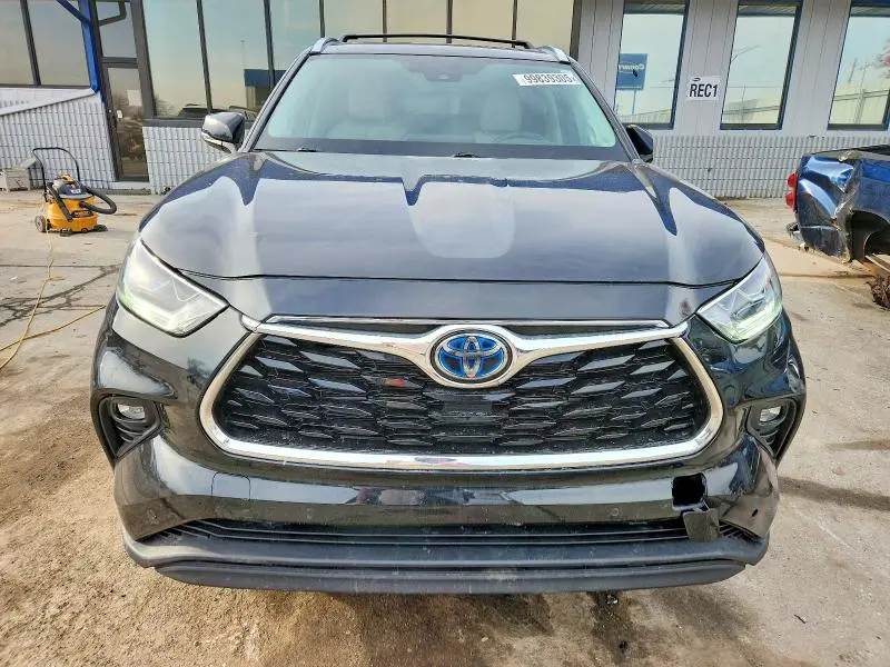 2021 TOYOTA HIGHLANDER HYBRID LIMITED  