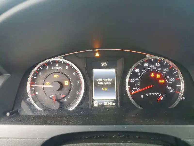 2015 TOYOTA CAMRY LE  