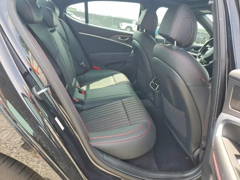 2024 GENESIS G70 2.5T STANDARD  