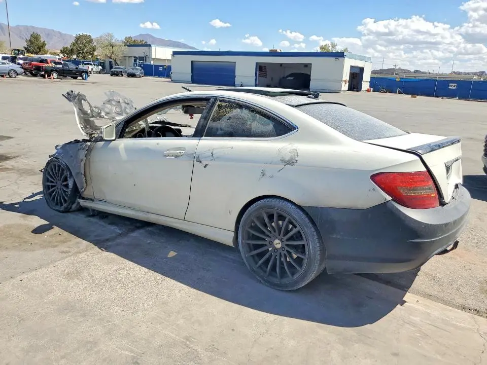 2012 MERCEDES-BENZ C 250  