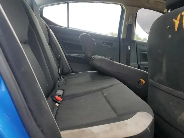 2020 NISSAN VERSA SV  