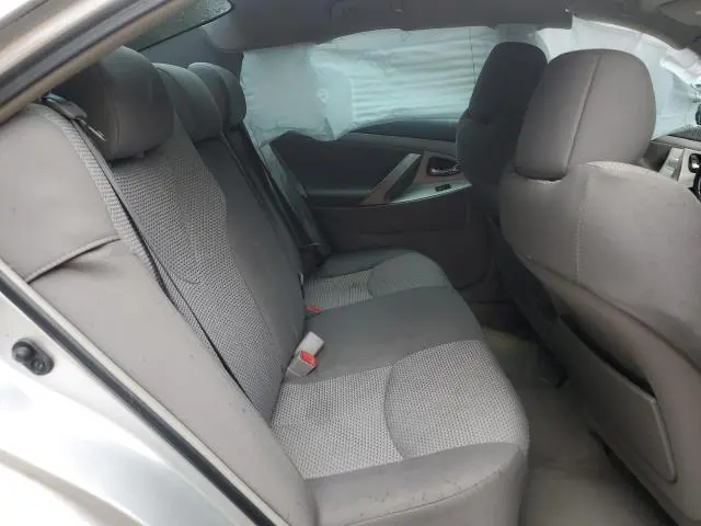2010 TOYOTA CAMRY BASE  