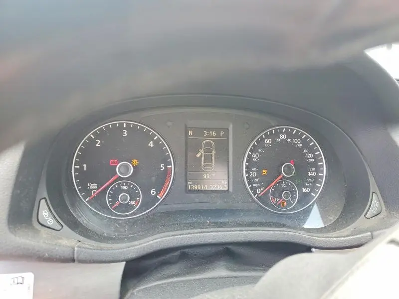 2014 VOLKSWAGEN PASSAT SE  