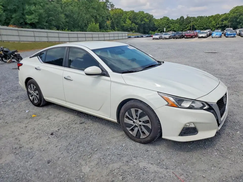 2019 NISSAN ALTIMA S  