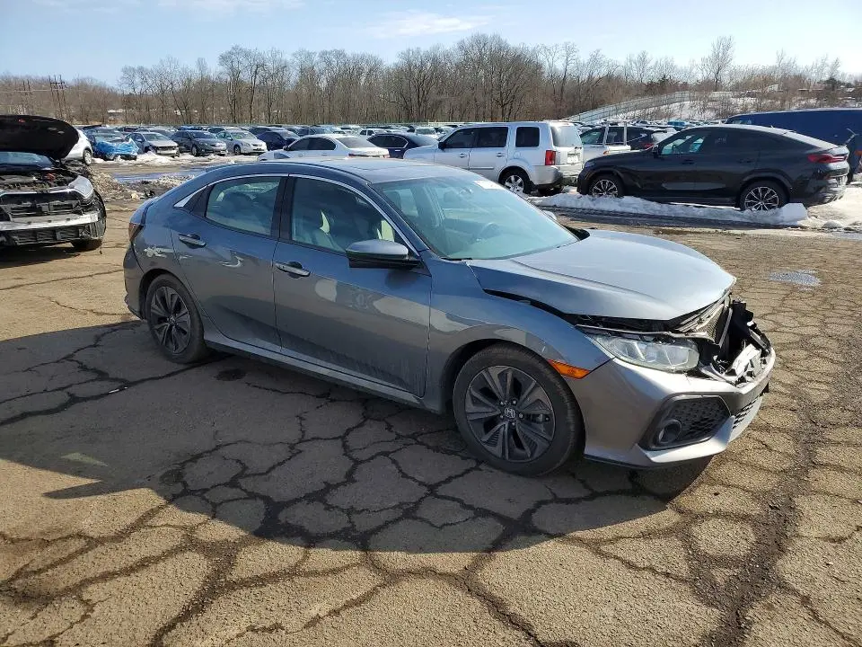 2018 HONDA CIVIC EX  