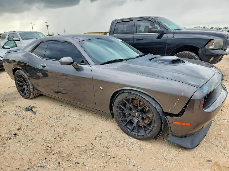 2018 DODGE CHALLENGER R  