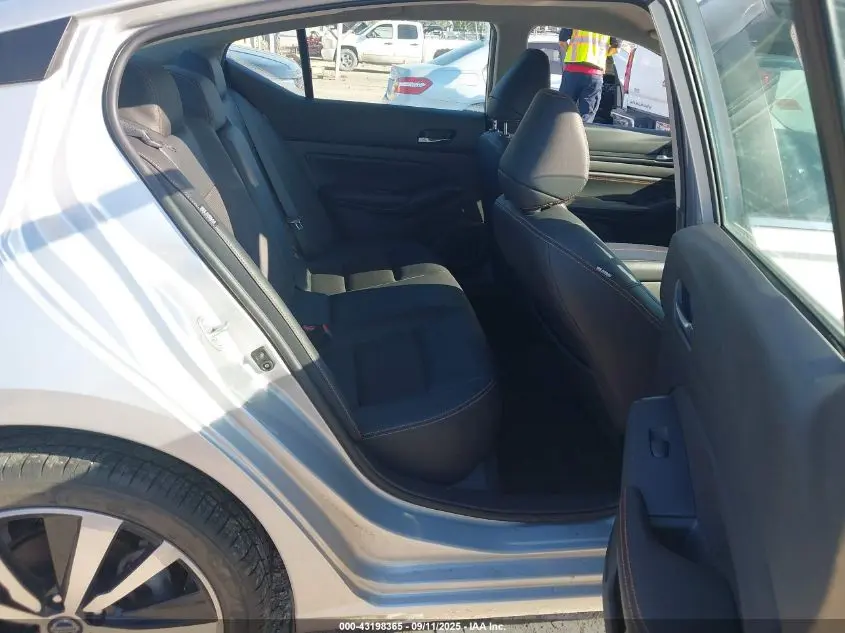 2021 NISSAN ALTIMA SR INTELLIGENT AWD