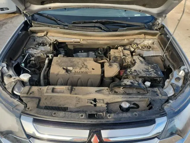 2016 MITSUBISHI OUTLANDER ES  