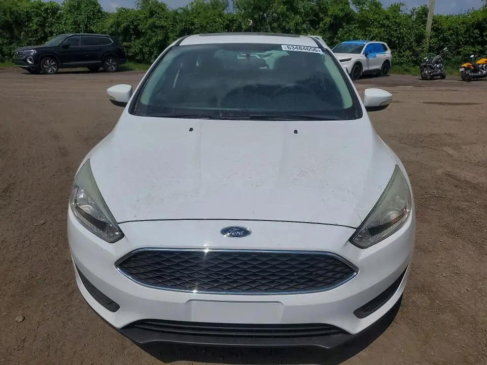 2015 FORD FOCUS SE  