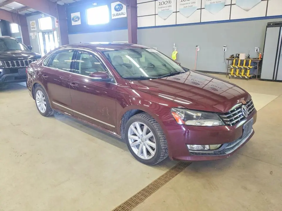 2013 VOLKSWAGEN PASSAT SEL  
