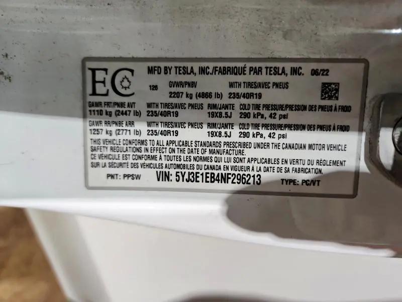 2022 TESLA MODEL 3   