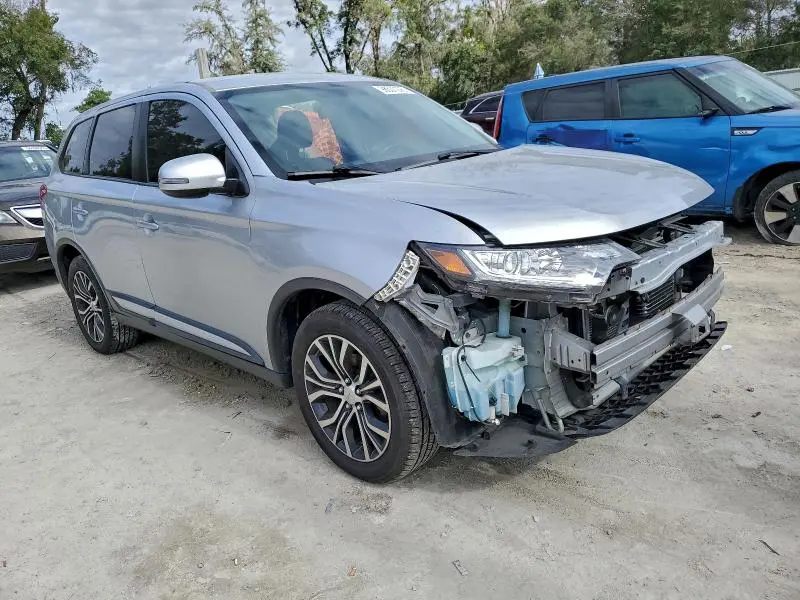 2016 MITSUBISHI OUTLANDER SE  