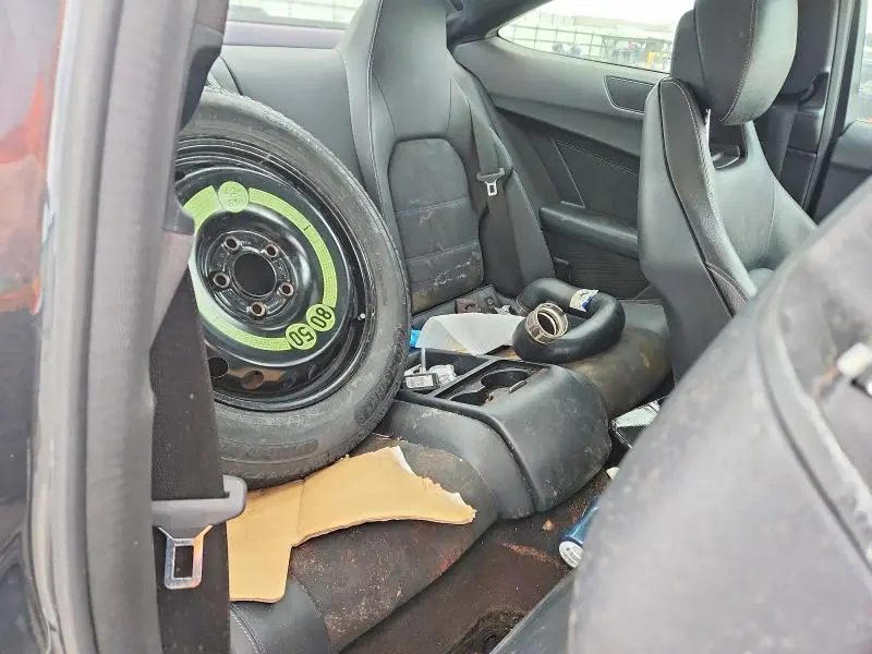 2015 MERCEDES-BENZ C 250  