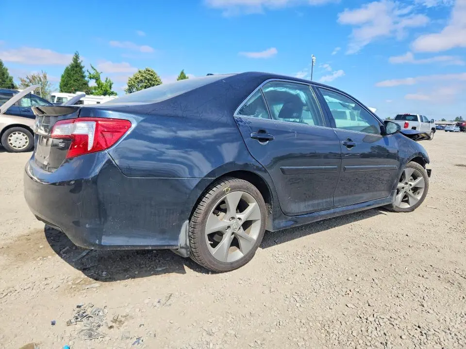 2014 TOYOTA CAMRY SE V6  