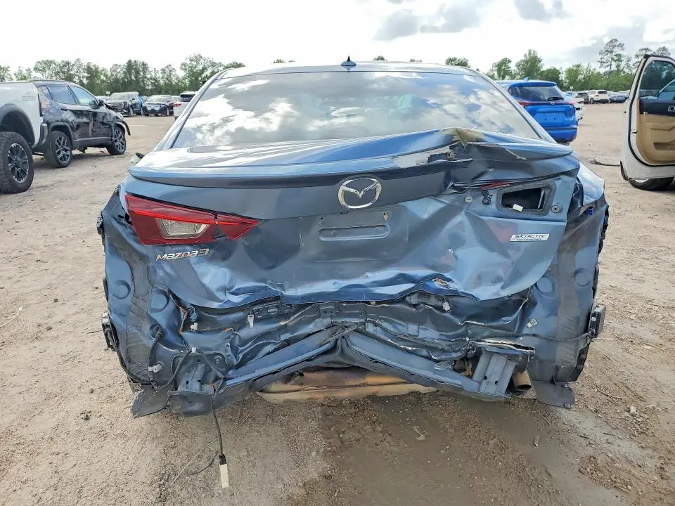 2015 MAZDA 3 TOURING  