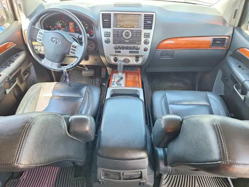 2010 INFINITI QX56 BASE  